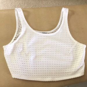 EXPRESS WHITE CROP TOP